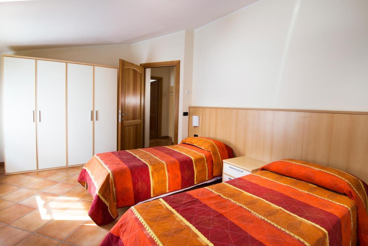 גארדה Residence Corte Camaldoli מראה חיצוני תמונה