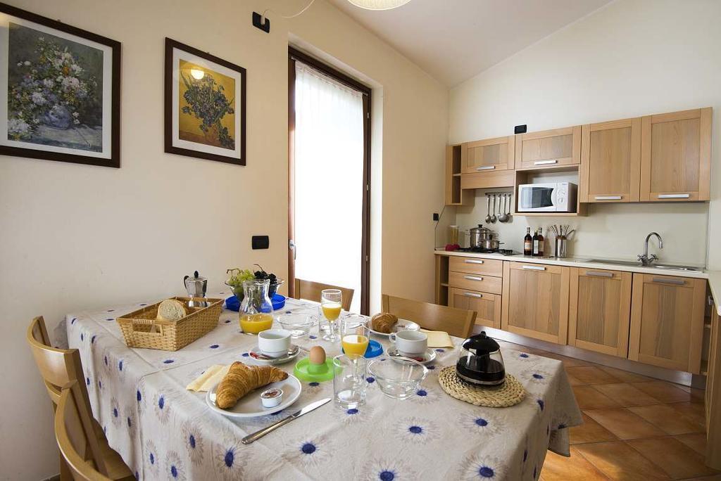גארדה Residence Corte Camaldoli מראה חיצוני תמונה
