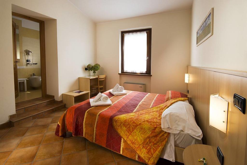 גארדה Residence Corte Camaldoli מראה חיצוני תמונה