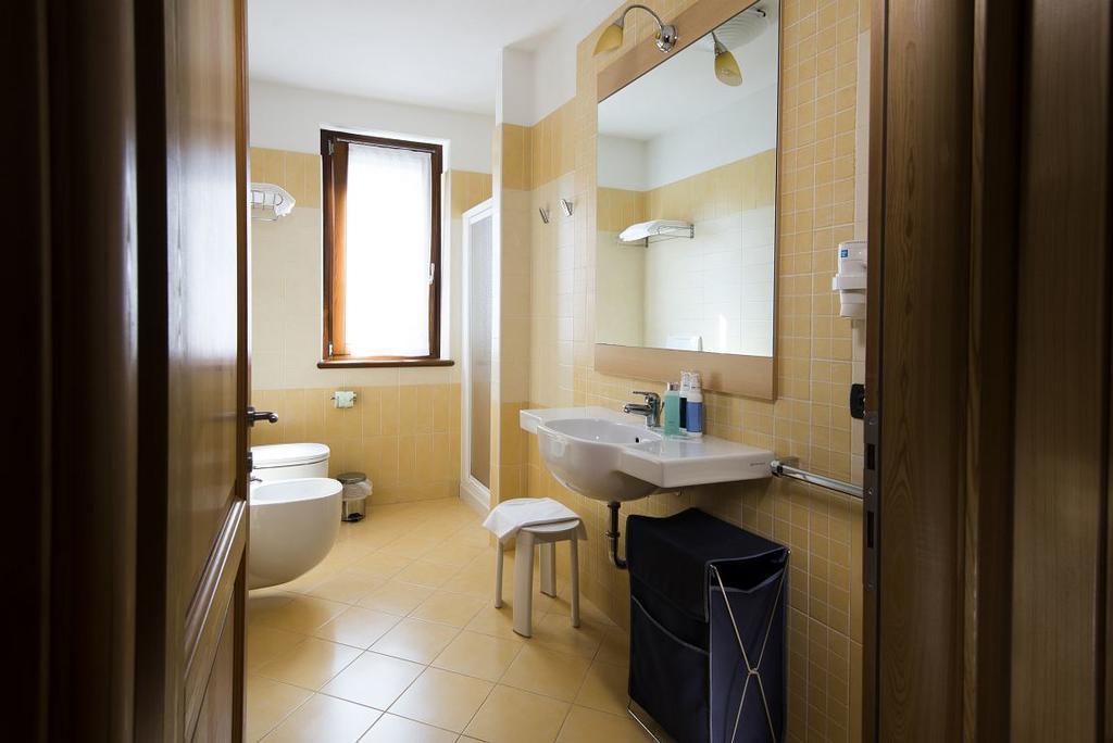 גארדה Residence Corte Camaldoli מראה חיצוני תמונה
