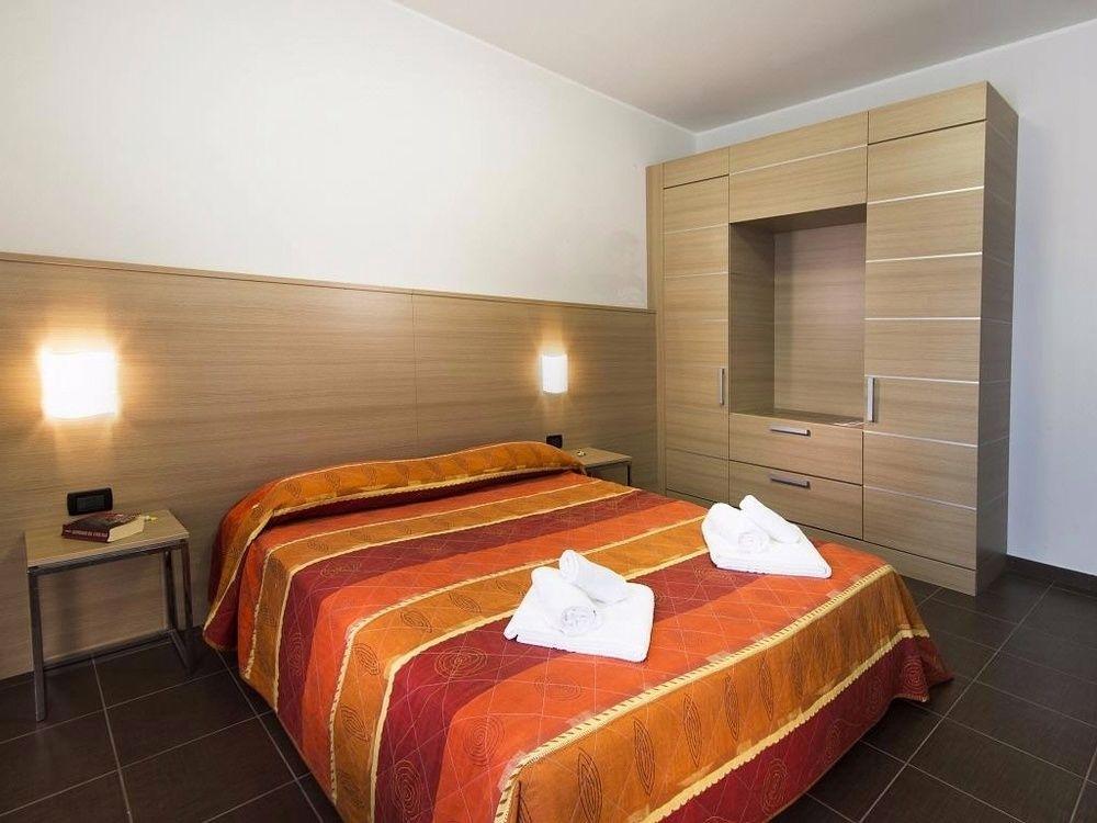 גארדה Residence Corte Camaldoli מראה חיצוני תמונה