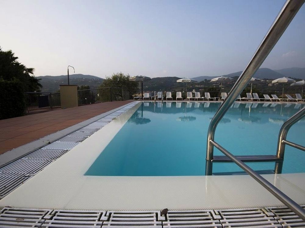 גארדה Residence Corte Camaldoli מראה חיצוני תמונה